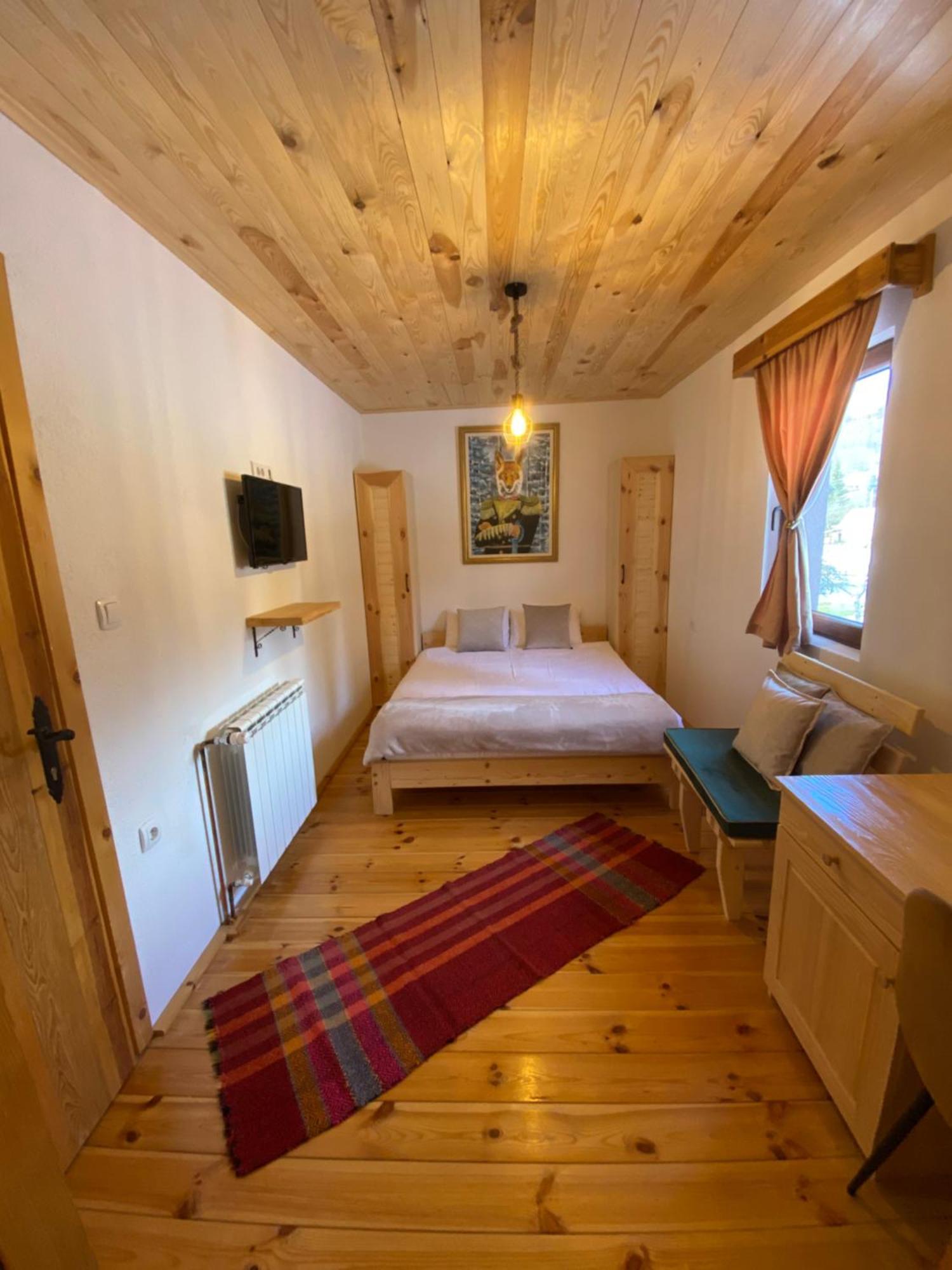 Pubhouse & Rooms Pahulja Kolašin Kültér fotó