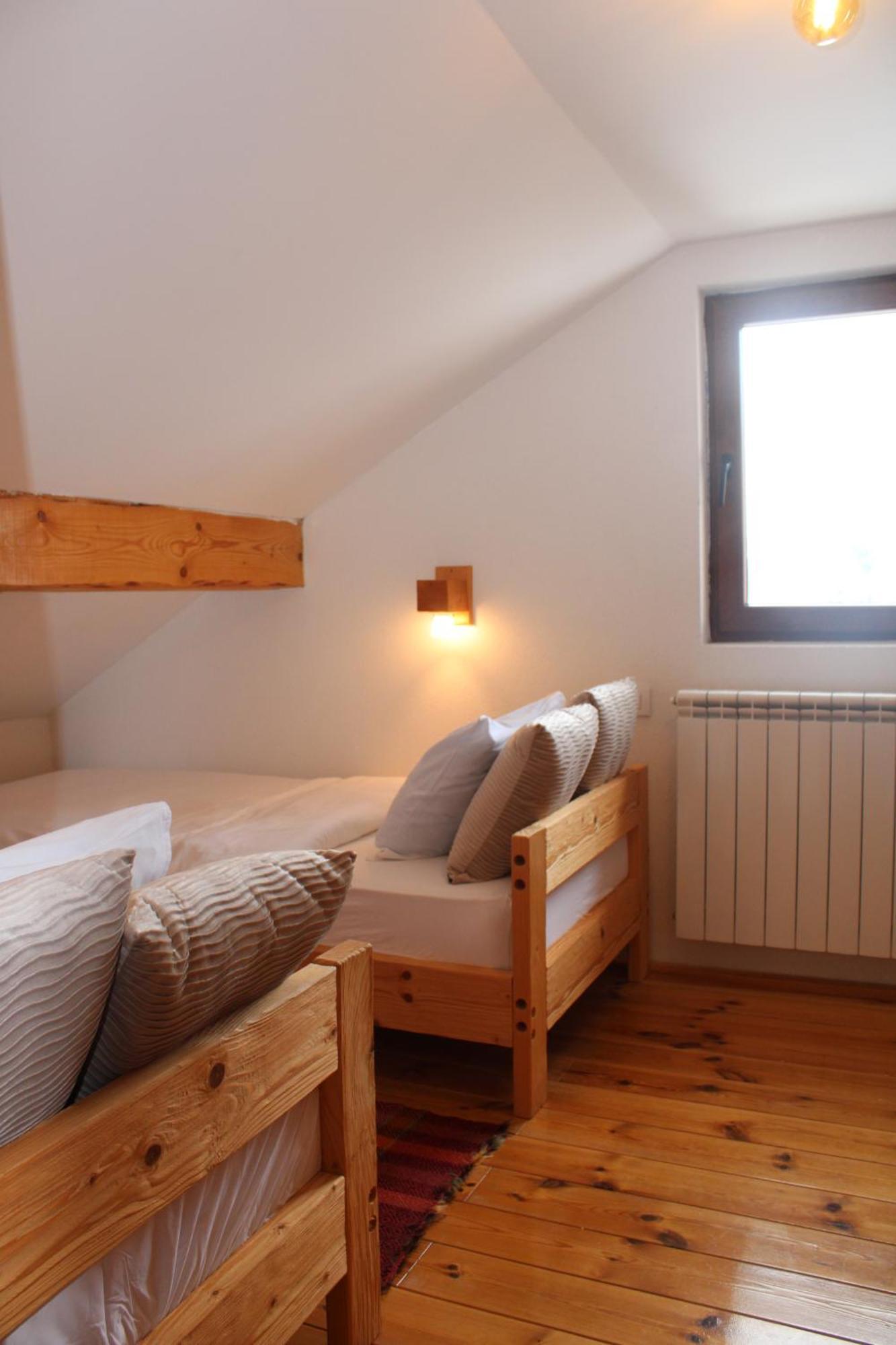 Pubhouse & Rooms Pahulja Kolašin Kültér fotó