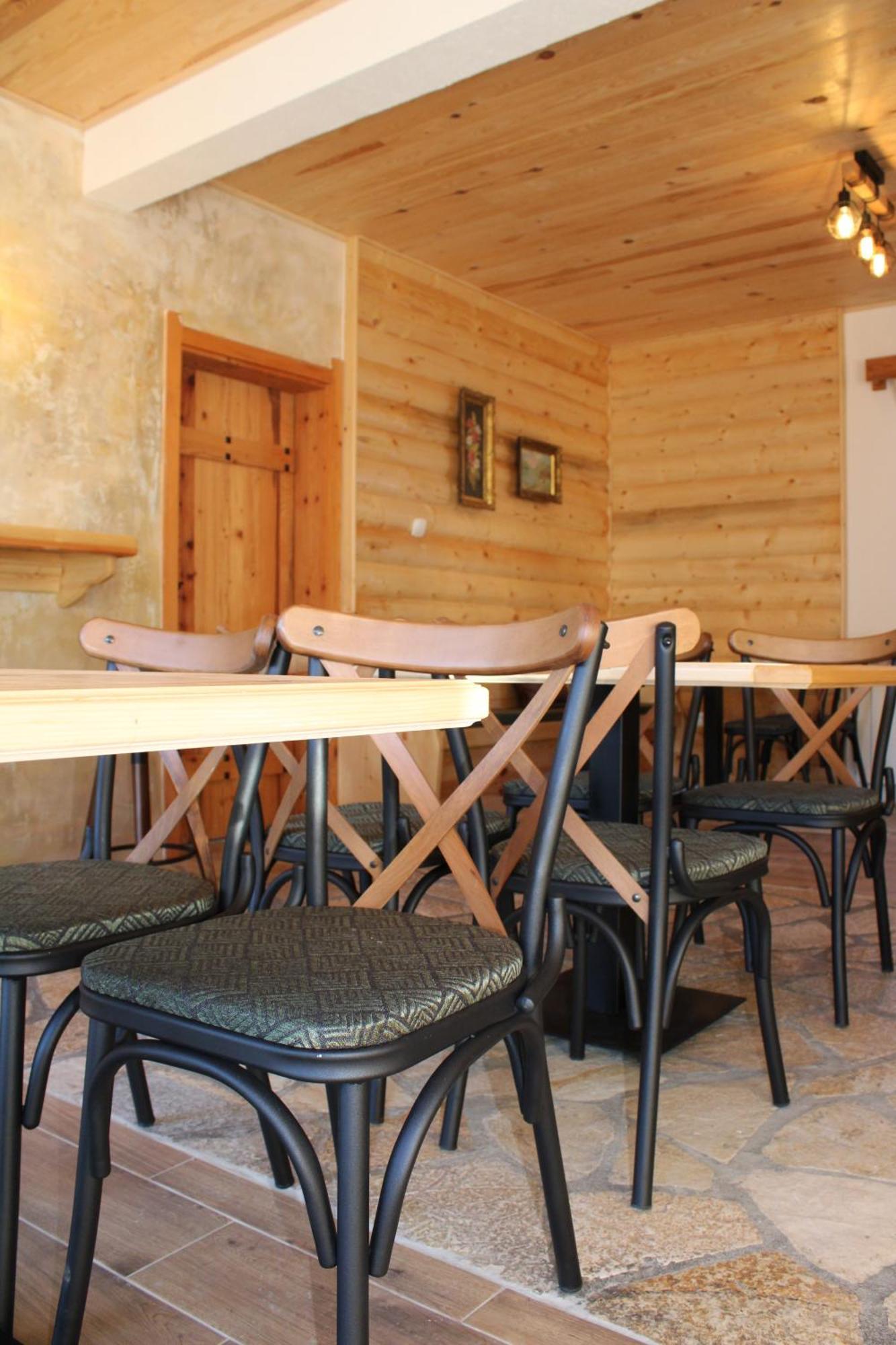 Pubhouse & Rooms Pahulja Kolašin Kültér fotó